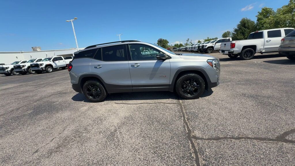 2024 GMC Terrain AT4 — photo 1 of 7