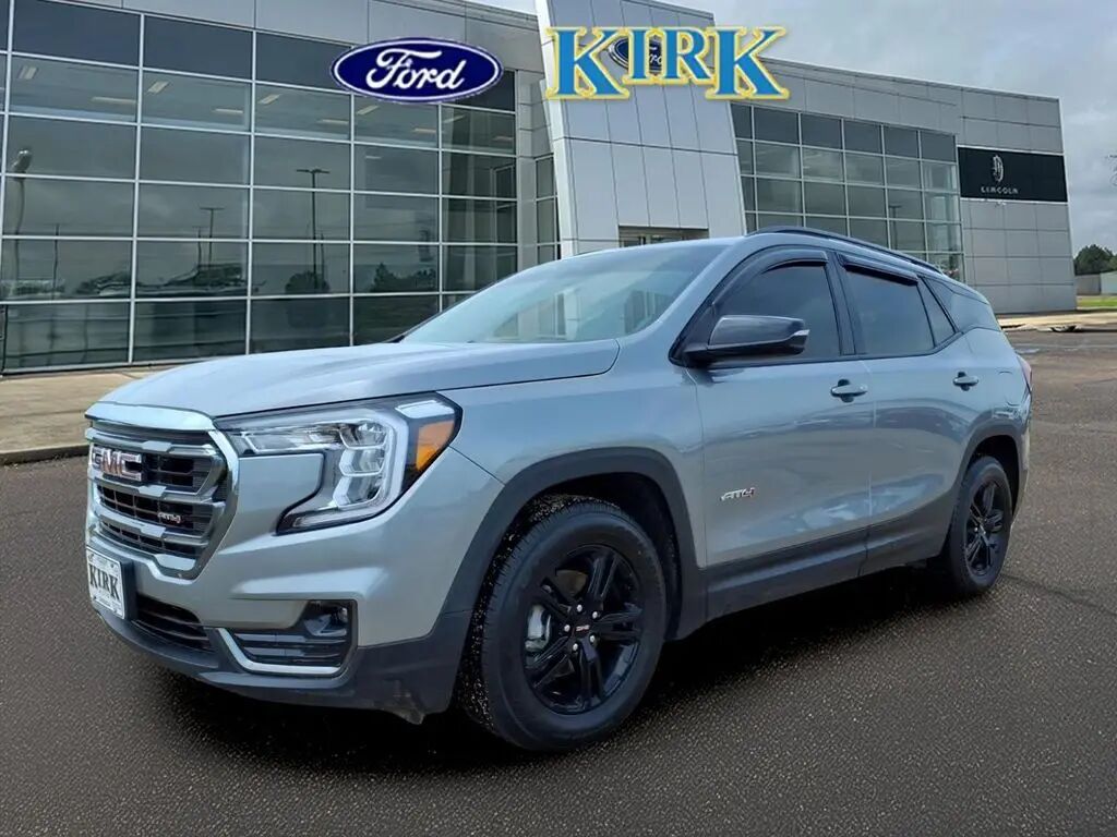 2024 GMC Terrain AT4 — photo 1 of 13