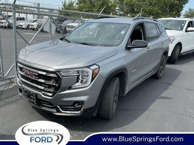 2024 GMC Terrain AT4 — photo 1 of 26
