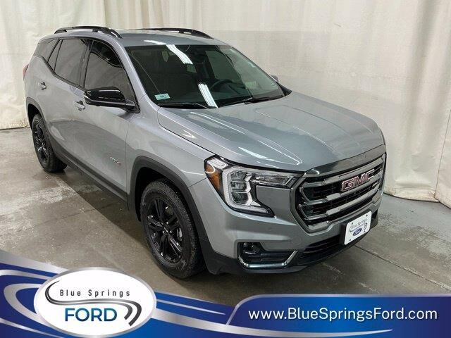 2024 GMC Terrain AT4