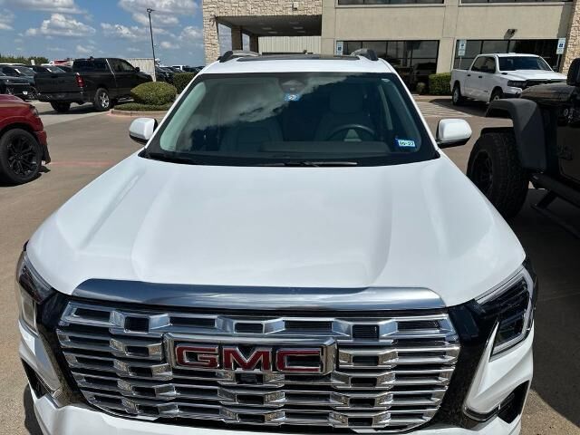 2026 GMC Terrain Denali — photo 1 of 13