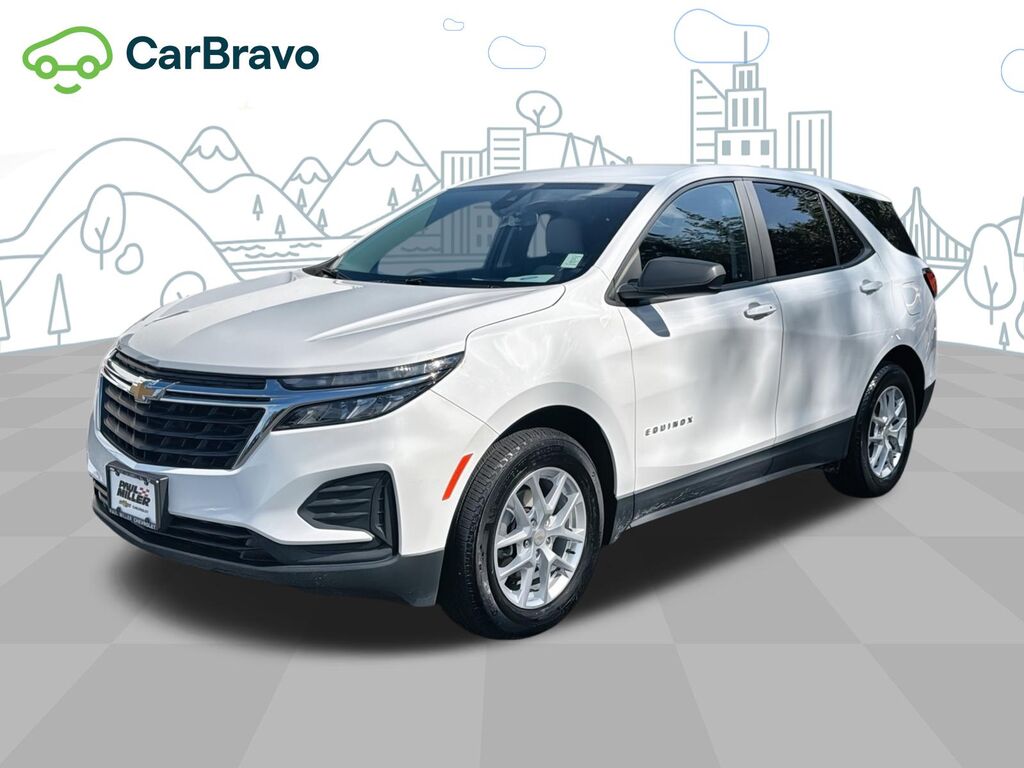 2023 Chevrolet Equinox LS — photo 1 of 7