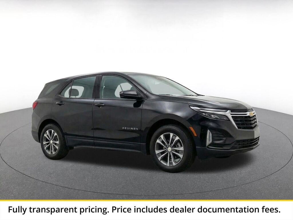 2025 Chevrolet Equinox FWD LT — photo 1 of 23