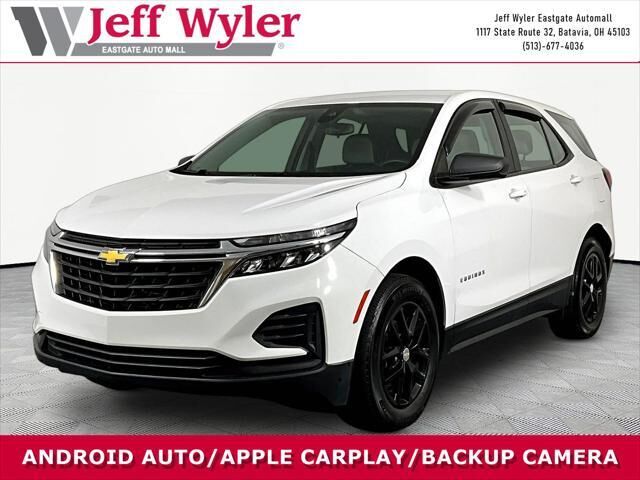 2023 Chevrolet Equinox LS — photo 1 of 13
