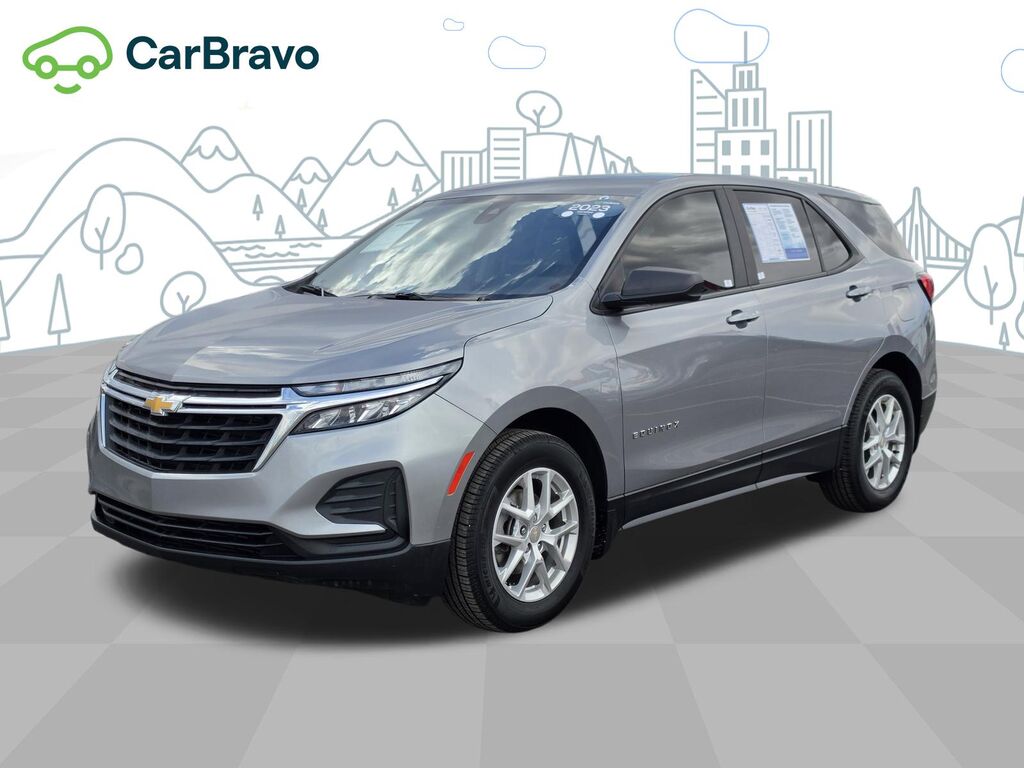 2023 Chevrolet Equinox LS — photo 1 of 6
