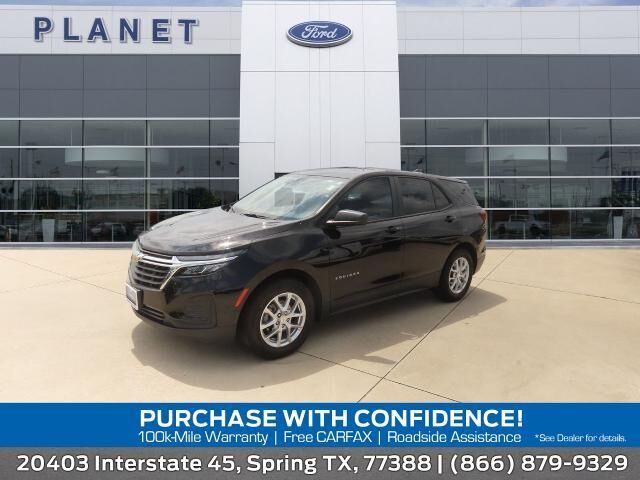 2024 Chevrolet Equinox LS — photo 1 of 11