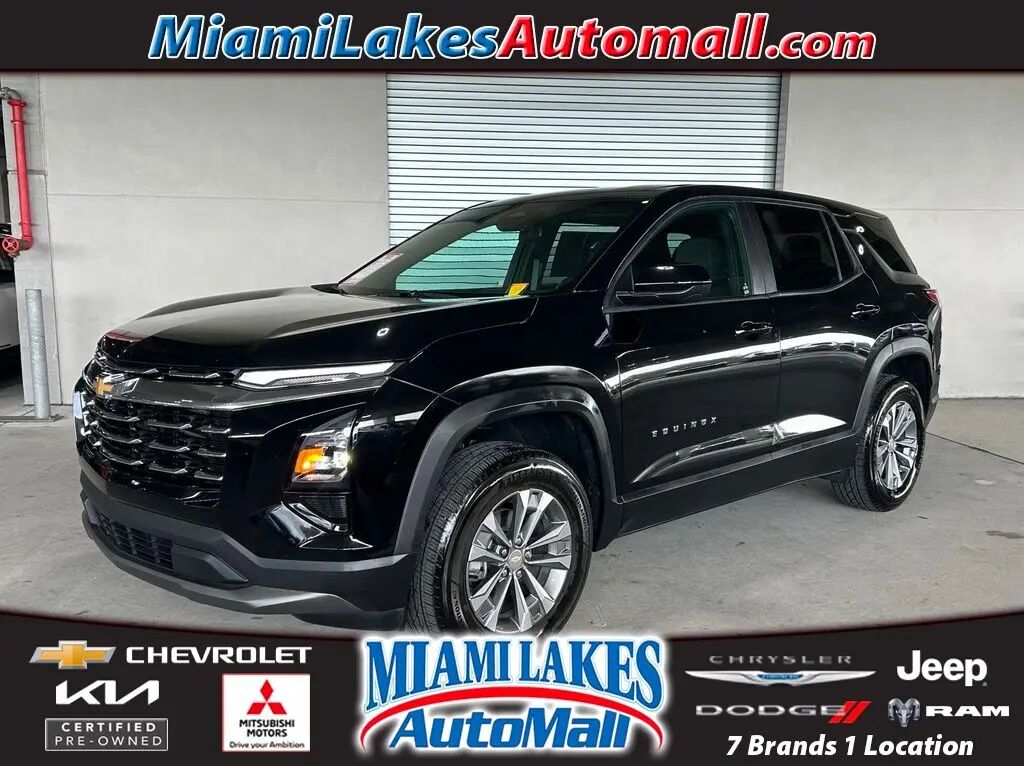 2025 Chevrolet Equinox LT — photo 1 of 13