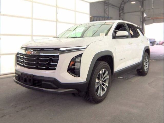 2025 Chevrolet Equinox FWD LT — photo 1 of 1