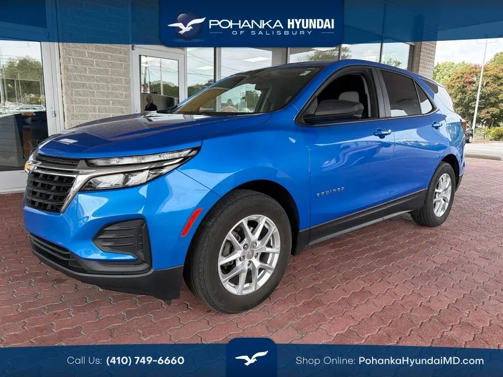 2024 Chevrolet Equinox LS — photo 1 of 13