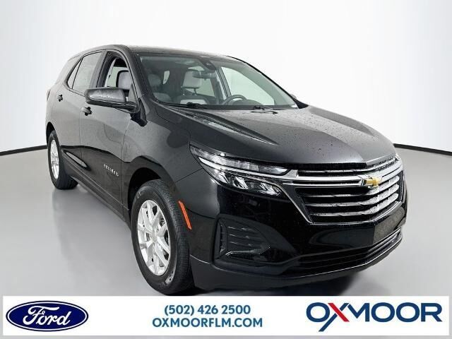 2024 Chevrolet Equinox LS — photo 1 of 13