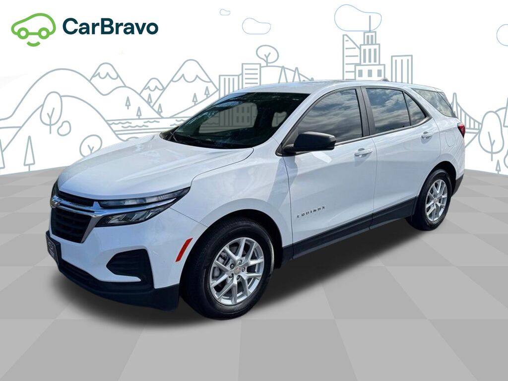 2023 Chevrolet Equinox LS — photo 1 of 6
