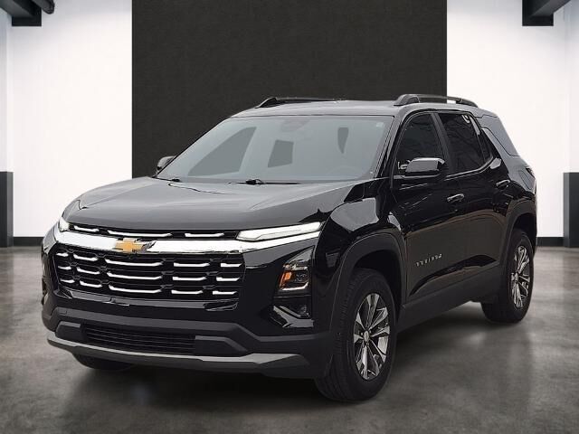 2025 Chevrolet Equinox LT — photo 1 of 24