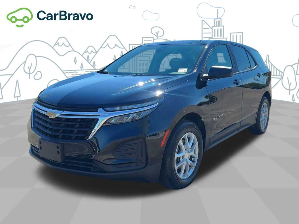 2023 Chevrolet Equinox LS — photo 1 of 6