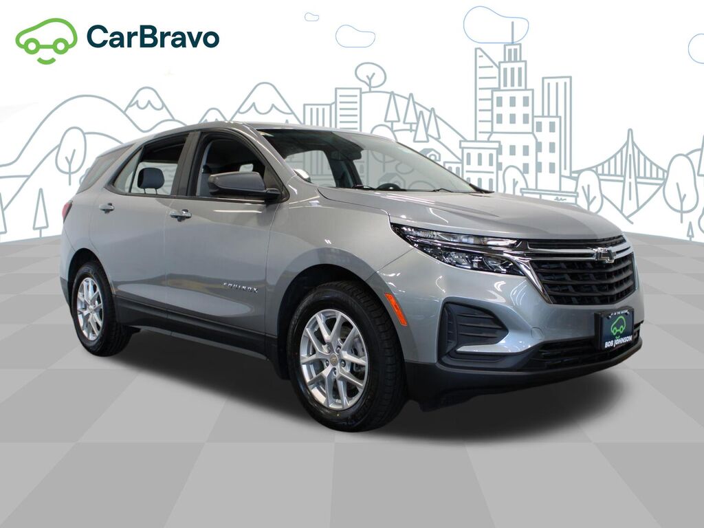 2024 Chevrolet Equinox LS — photo 1 of 6
