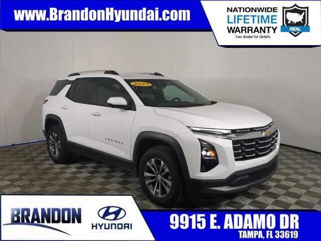 2025 Chevrolet Equinox LT — photo 1 of 35