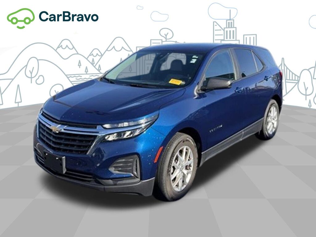 2023 Chevrolet Equinox LS — photo 1 of 6