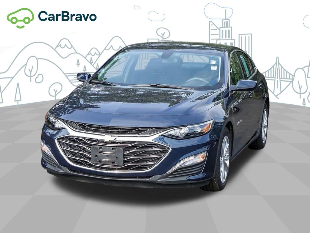 2023 Chevrolet Equinox LS — photo 1 of 7