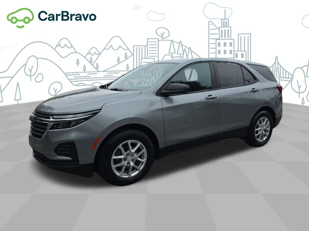 2023 Chevrolet Equinox LS — photo 1 of 6