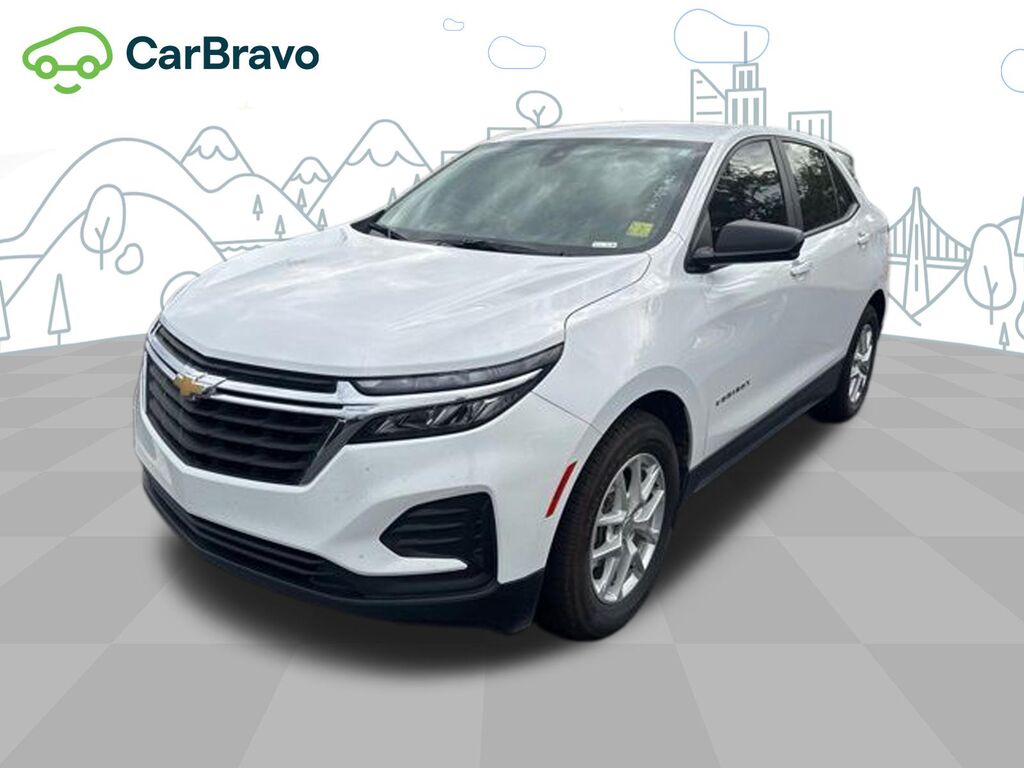 2023 Chevrolet Equinox LS — photo 1 of 2
