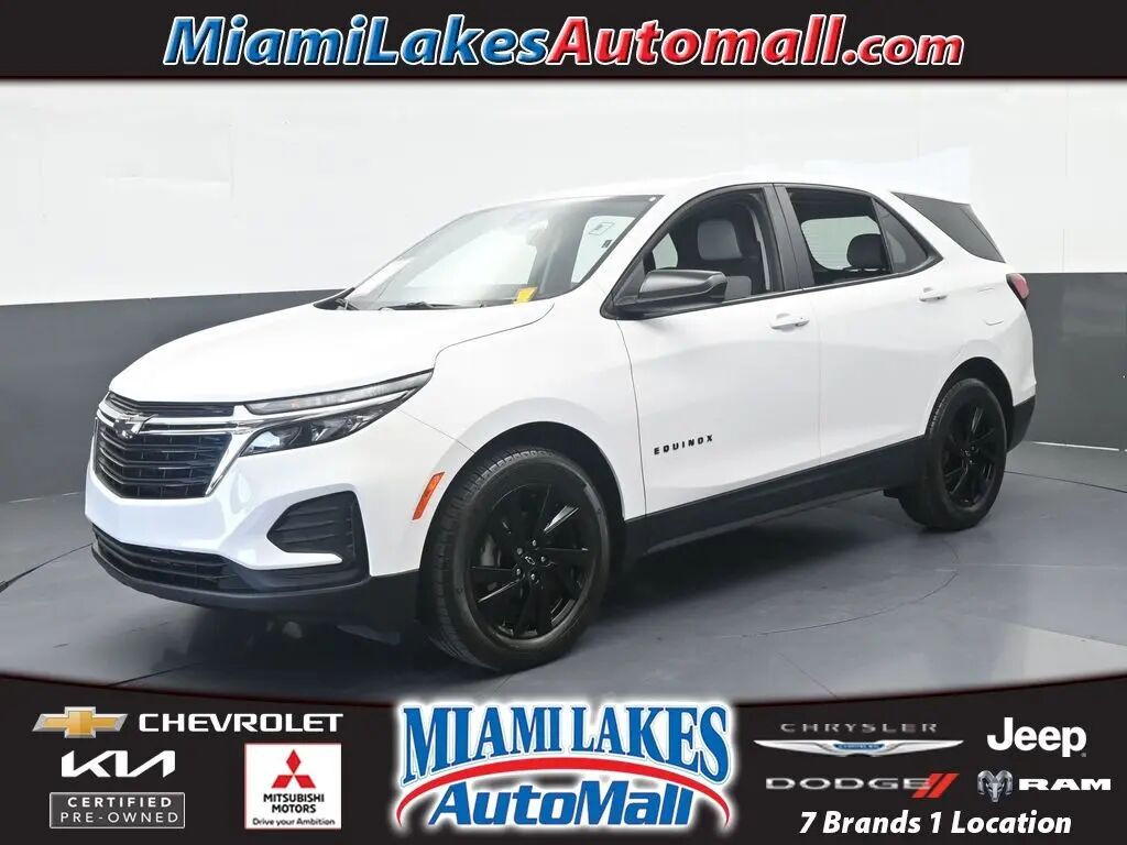 2024 Chevrolet Equinox LS — photo 1 of 14