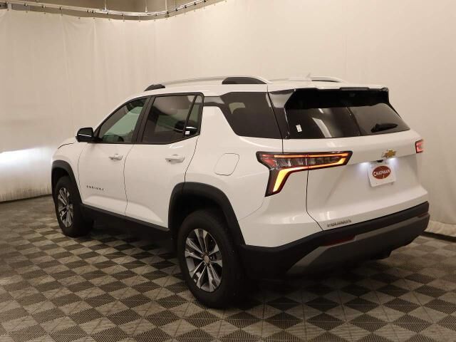 2025 Chevrolet Equinox LT — photo 1 of 39
