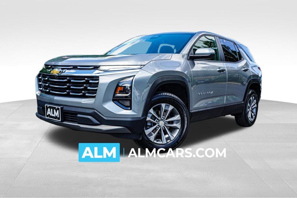 2025 Chevrolet Equinox LT — photo 1 of 16