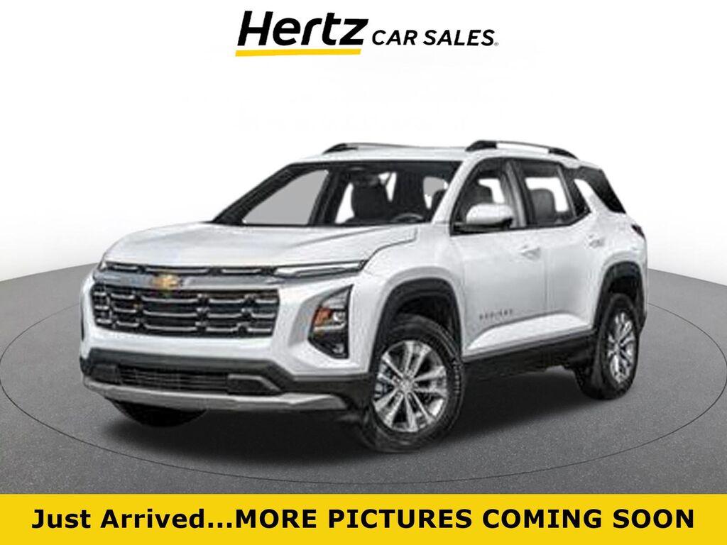 2025 Chevrolet Equinox FWD LT — photo 1 of 2