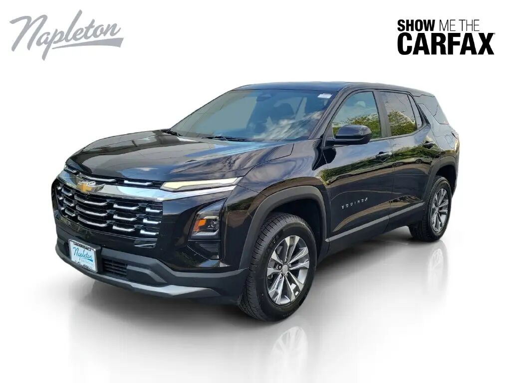 2025 Chevrolet Equinox LT — photo 1 of 13