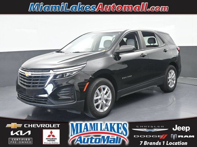 2023 Chevrolet Equinox LS — photo 1 of 21