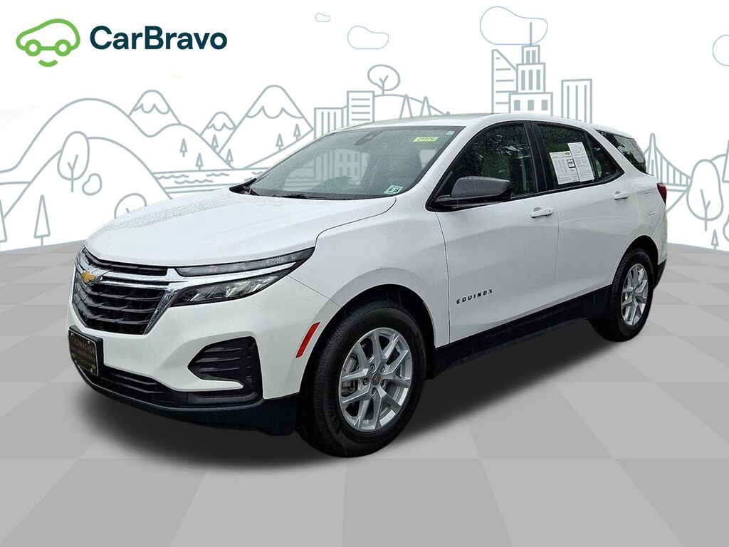 2023 Chevrolet Equinox LS — photo 1 of 6