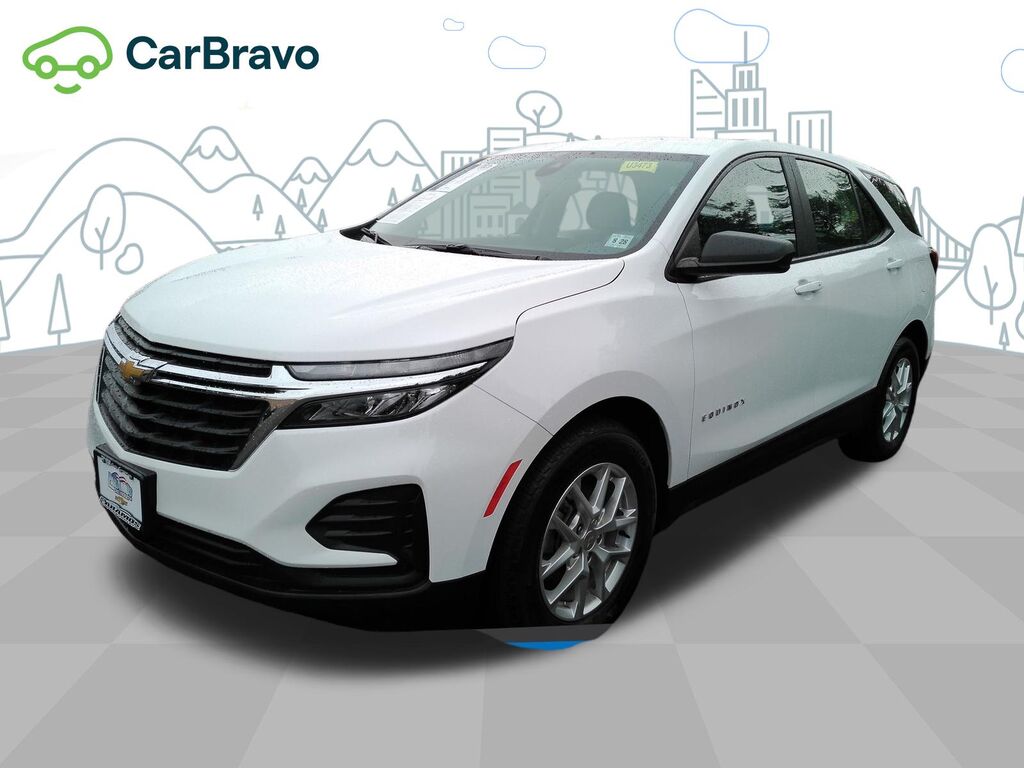 2023 Chevrolet Equinox LS — photo 1 of 6