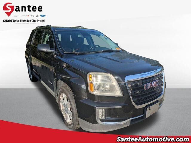 2025 Chevrolet Equinox LT — photo 1 of 10