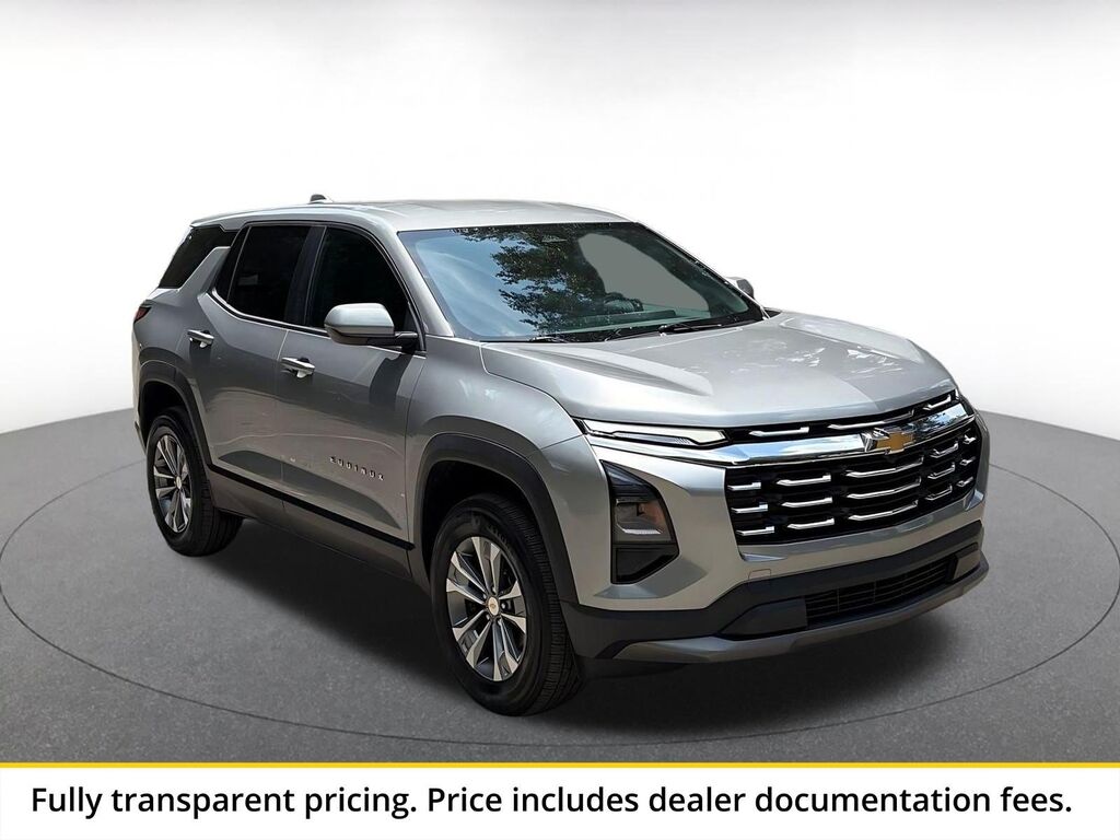 2025 Chevrolet Equinox FWD LT — photo 1 of 13