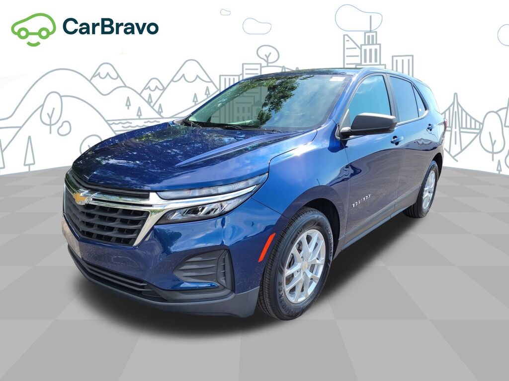 2022 Chevrolet Equinox LS — photo 1 of 6