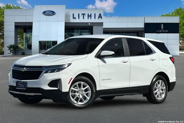 2023 Chevrolet Equinox LT — photo 1 of 13
