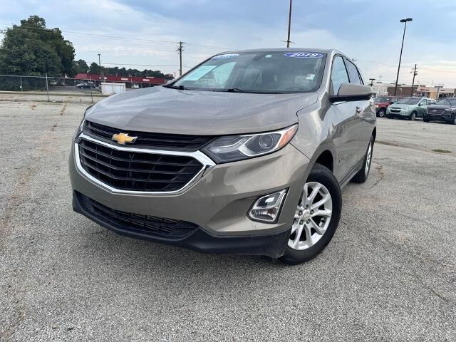 2018 Chevrolet Equinox LT — photo 1 of 13