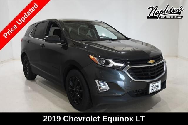 2019 Chevrolet Equinox LT — photo 1 of 21