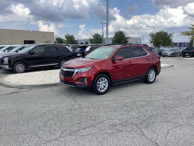 2024 Chevrolet Equinox LT — photo 1 of 13