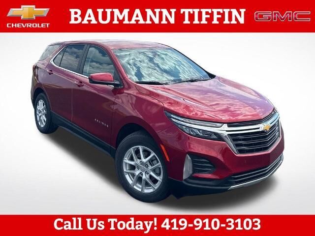 2024 Chevrolet Equinox LT — photo 1 of 13