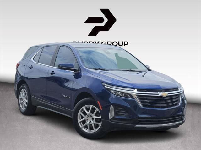 2023 Chevrolet Equinox LT — photo 1 of 28