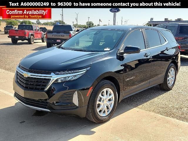 2024 Chevrolet Equinox LT — photo 1 of 12