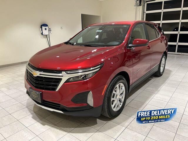 2023 Chevrolet Equinox LT — photo 1 of 26