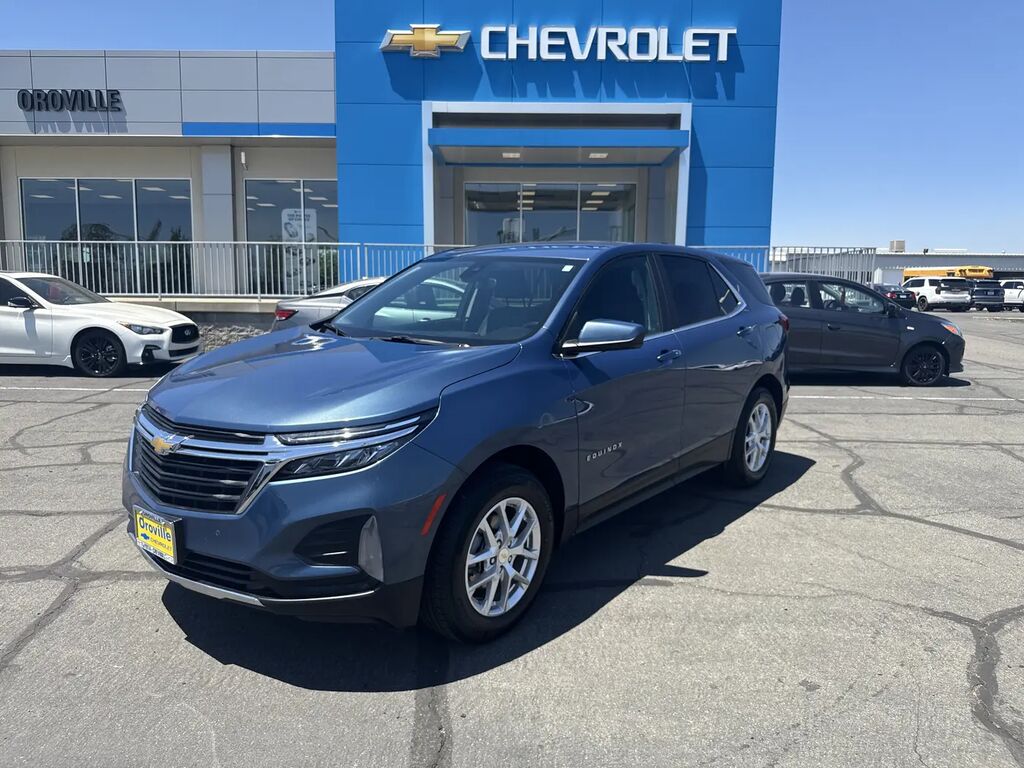 2024 Chevrolet Equinox LT — photo 1 of 13