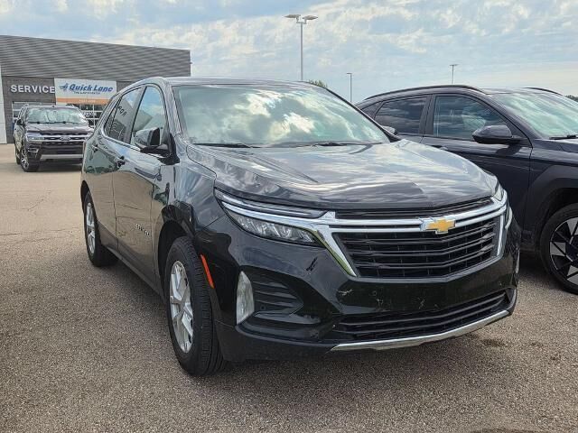 2024 Chevrolet Equinox LT — photo 1 of 6
