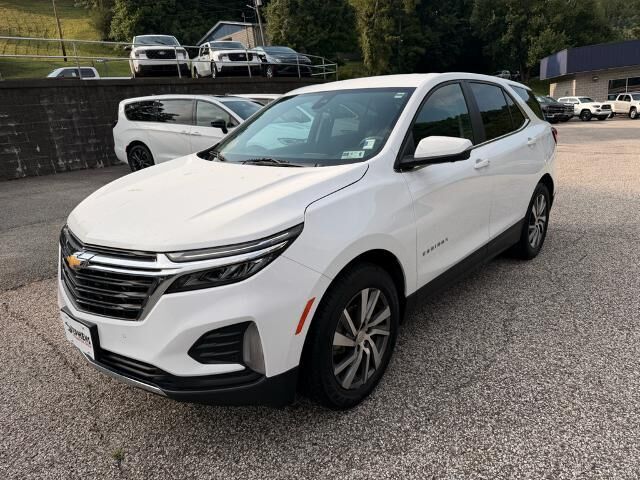 2024 Chevrolet Equinox LT — photo 1 of 26