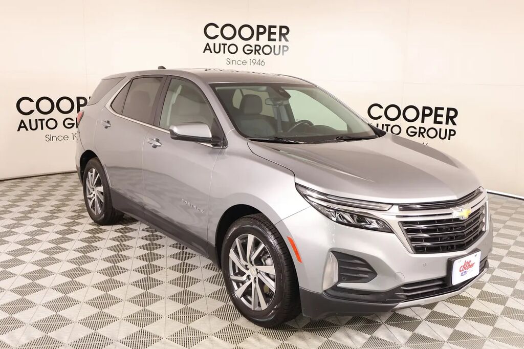 2023 Chevrolet Equinox LT — photo 1 of 26