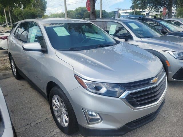 2020 Chevrolet Equinox LT — photo 1 of 40