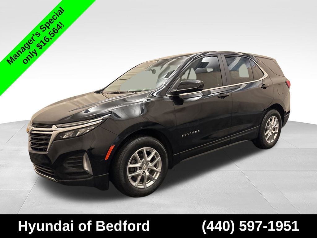 2022 Chevrolet Equinox LT — photo 1 of 14