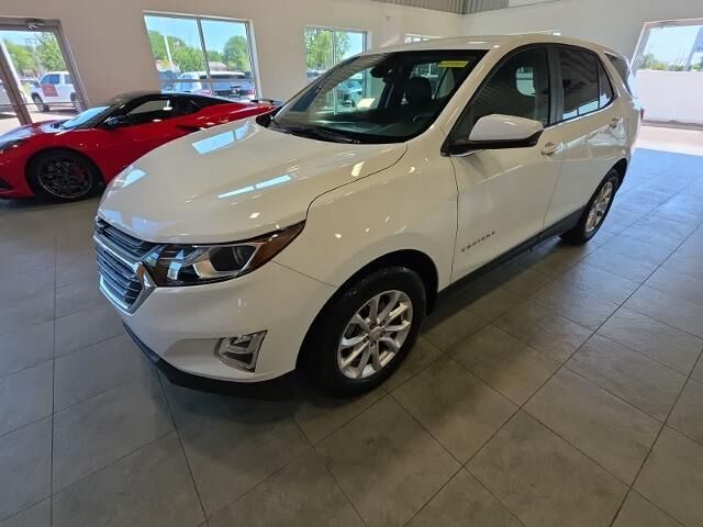 2021 Chevrolet Equinox LT — photo 1 of 26