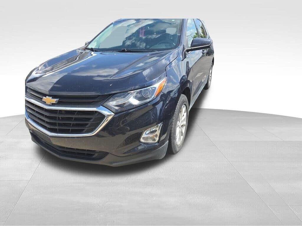 2020 Chevrolet Equinox LT — photo 1 of 1